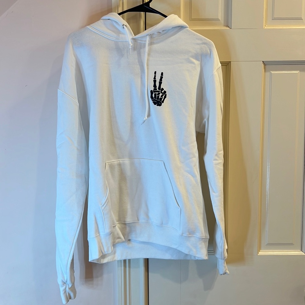 White hoodie
